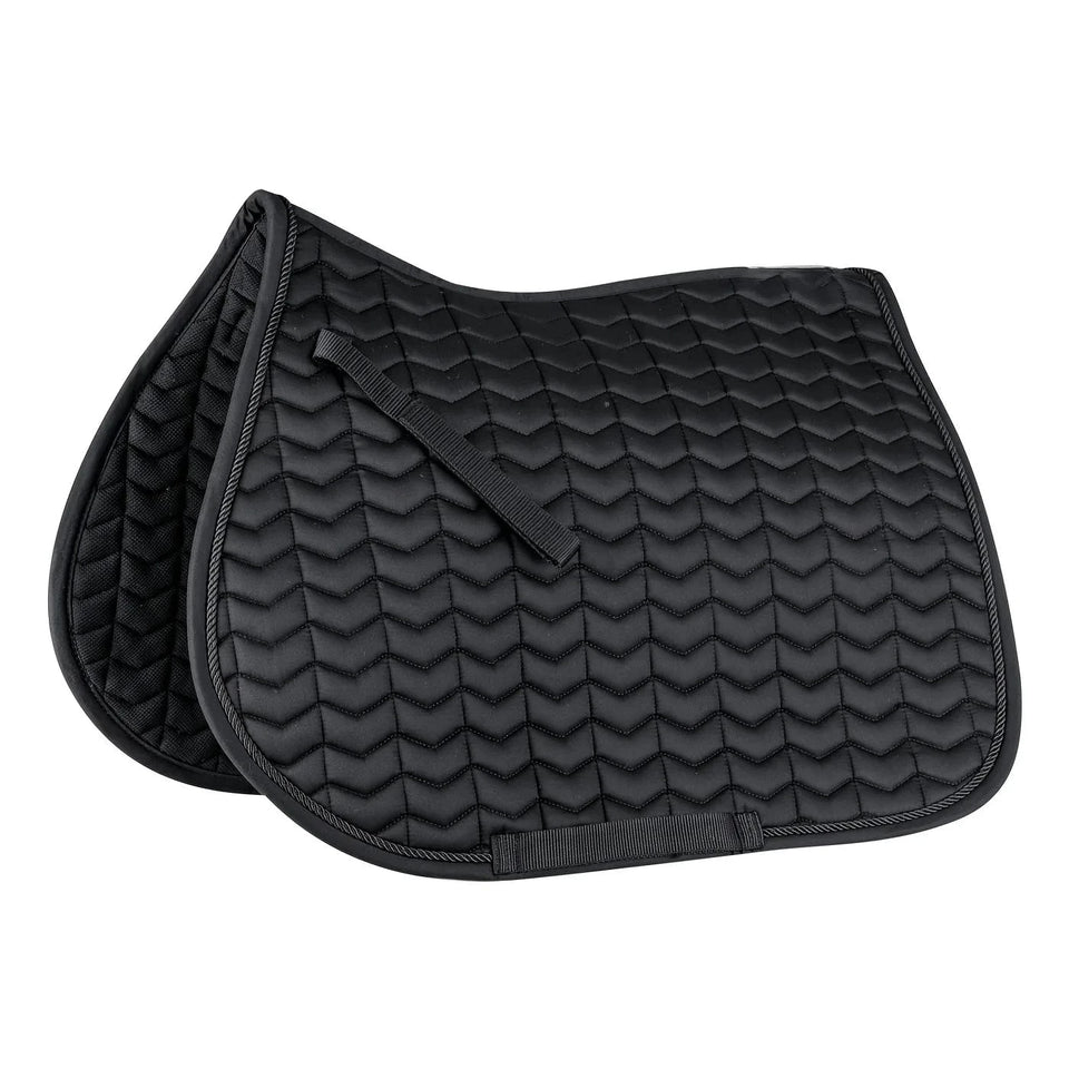 Classic saddle pad with elegant and unusual quilting. The girth loops are opened by a touch tape fastener. Classic saddle pad with elegant and unusual quilting. The girth loops are opened by a touch tape fastener.